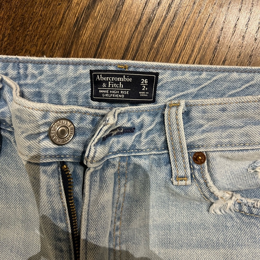 Abercrombie Annie high rise girlfriend jeans
